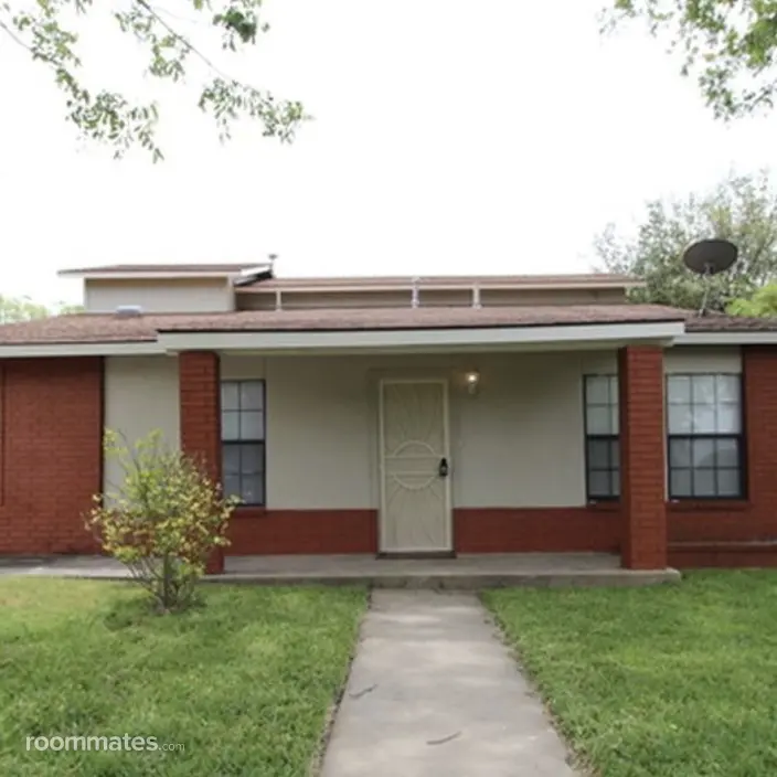 Room for rent in San Antonio, TX $800, house