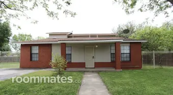 Room for rent in San Antonio, TX $800, house