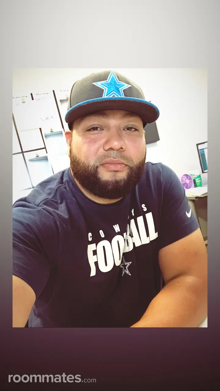Profile photo 6 of 6