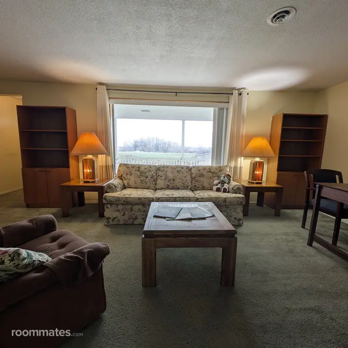 Room for rent in Kennewick, WA $800, house