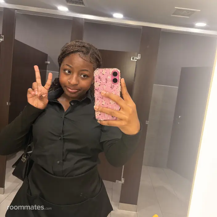 Roommate looking Virginia Beach, VA, $1200