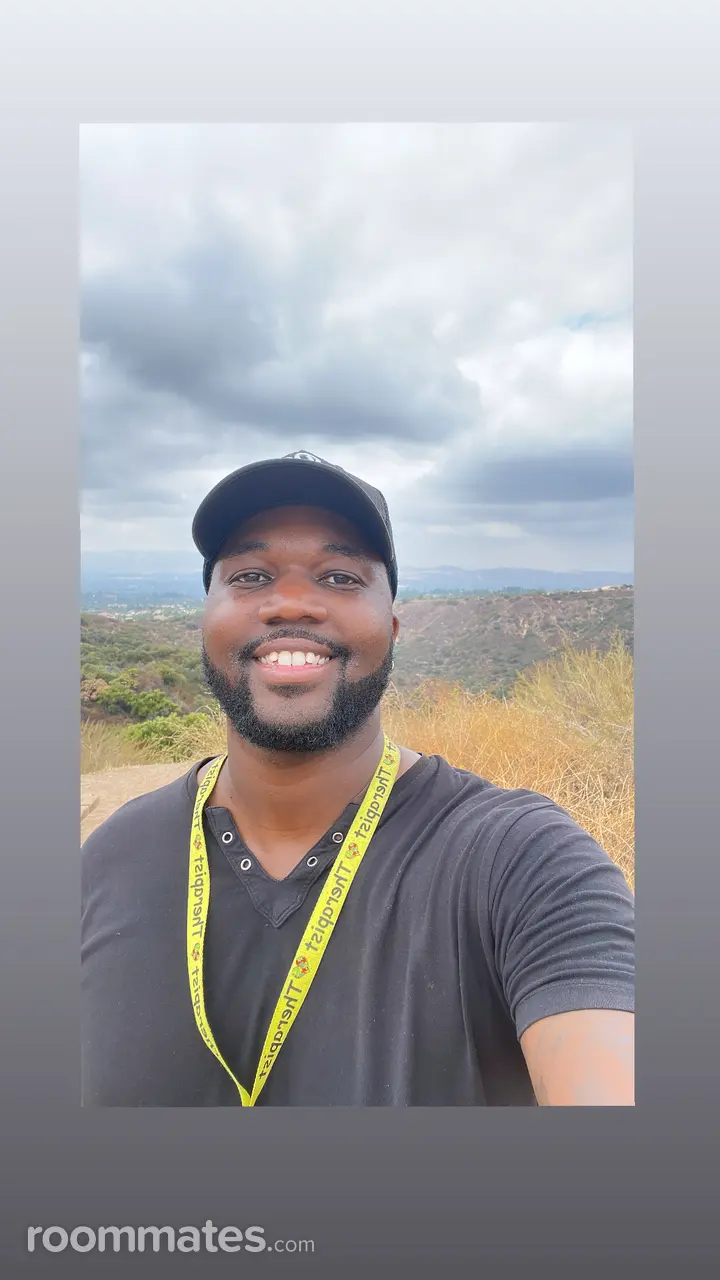 Profile photo 5 of 5
