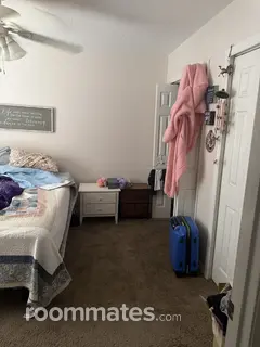 Room for rent in Fruitland Park, FL $725, house