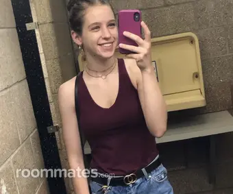Roommate looking Blue Springs, MO, $1000