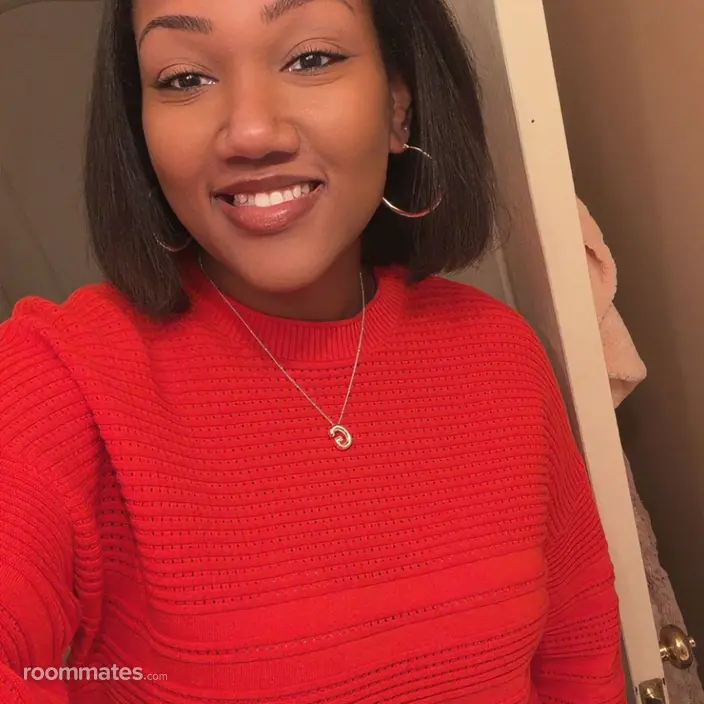 Roommate looking Shawnee, KS, $900