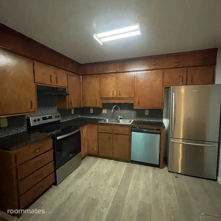 Room for rent in North Charleston, SC $1850, house