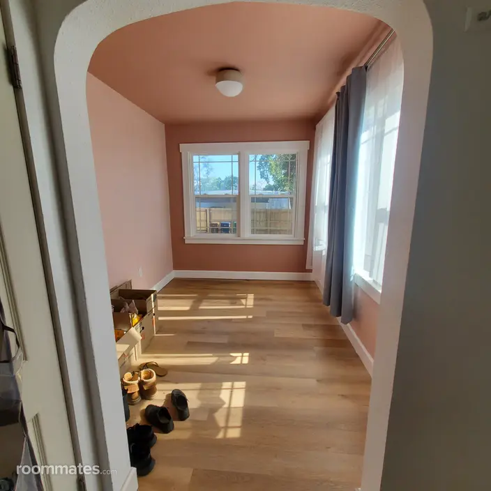 Room for rent in Spokane, WA $665, house