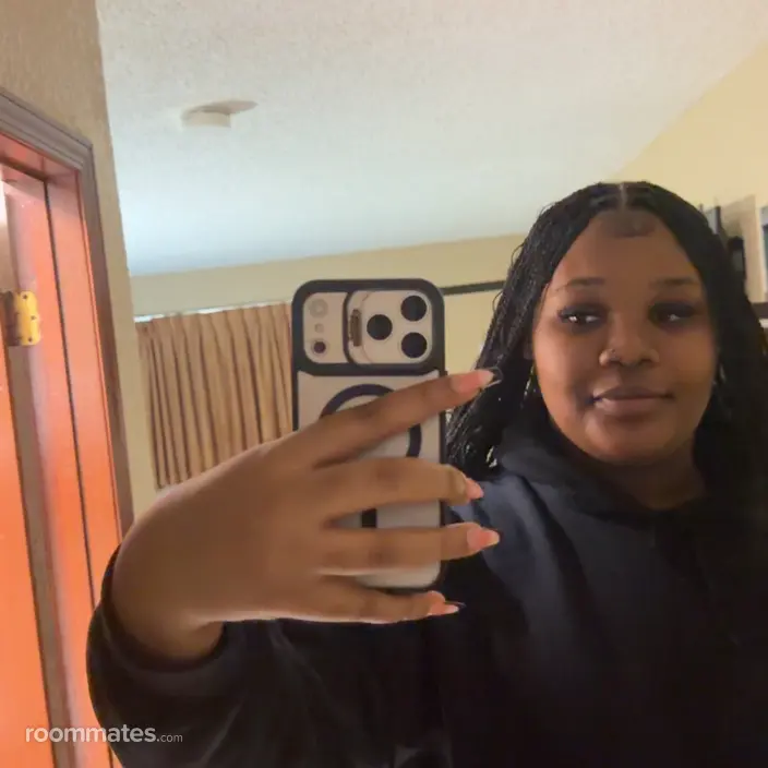 Roommate looking Maumee, OH, $1000