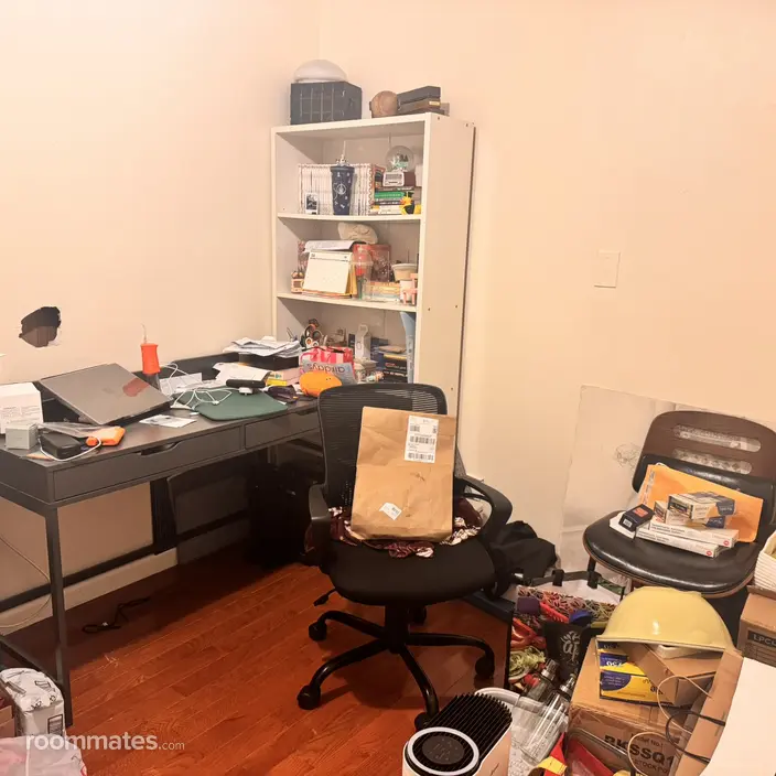 Room for rent in New York, NY $2000, house