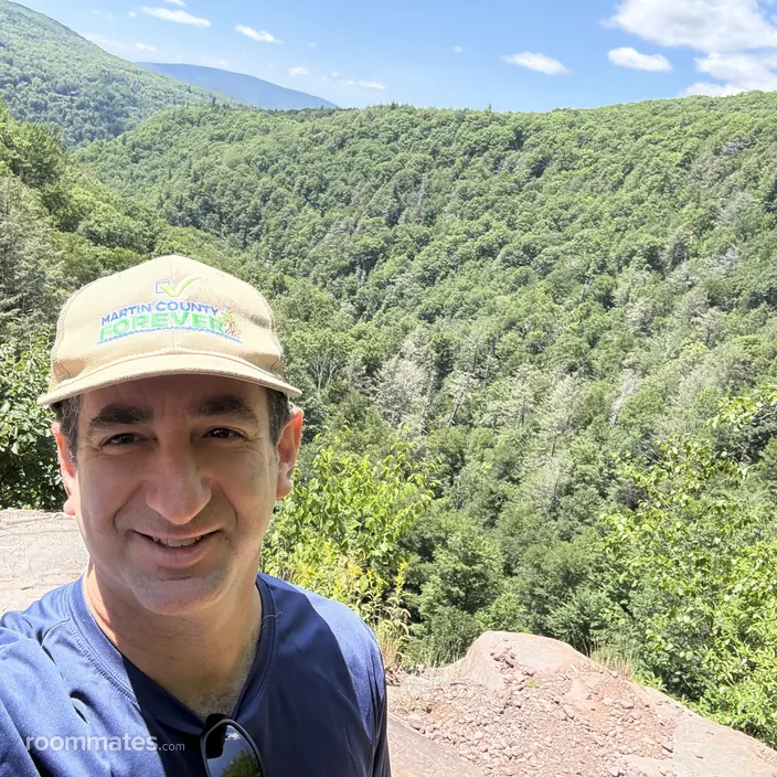 Roommate looking Stuart, FL, $1500