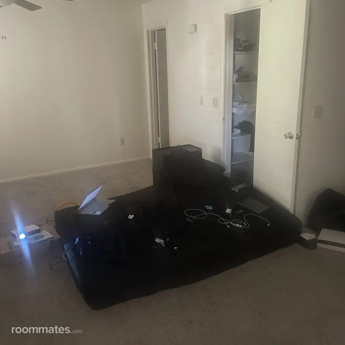Room for rent in Glendale, AZ $800, apartment
