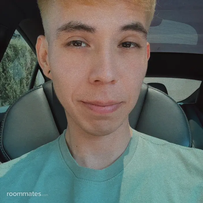 Roommate looking Riverside, CA, $1000