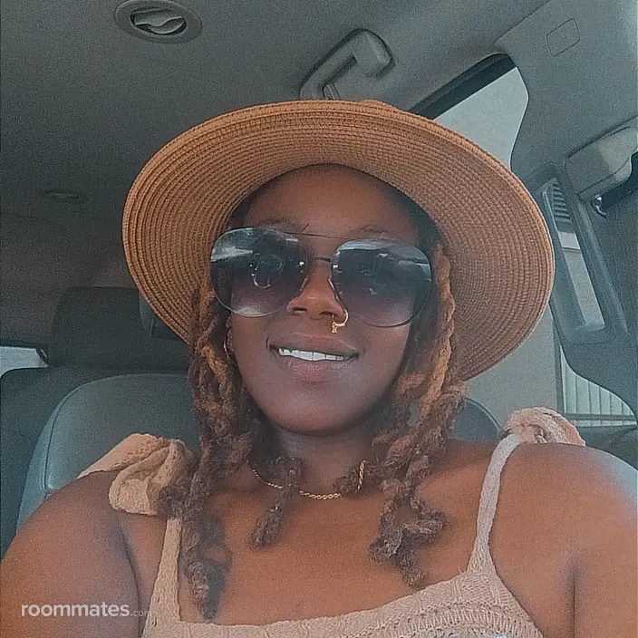Roommate looking Hampton, VA, $900