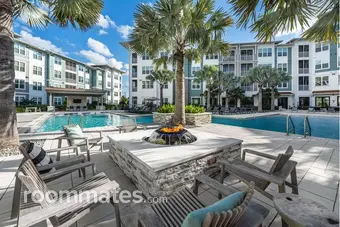 Room for rent in Orlando, FL $850, condo