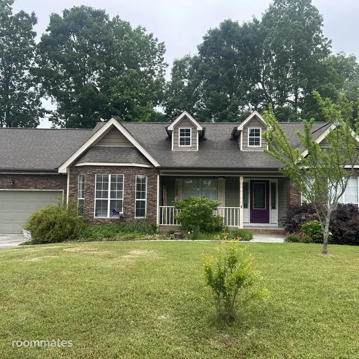 Room for rent in Ringgold, GA $895, house