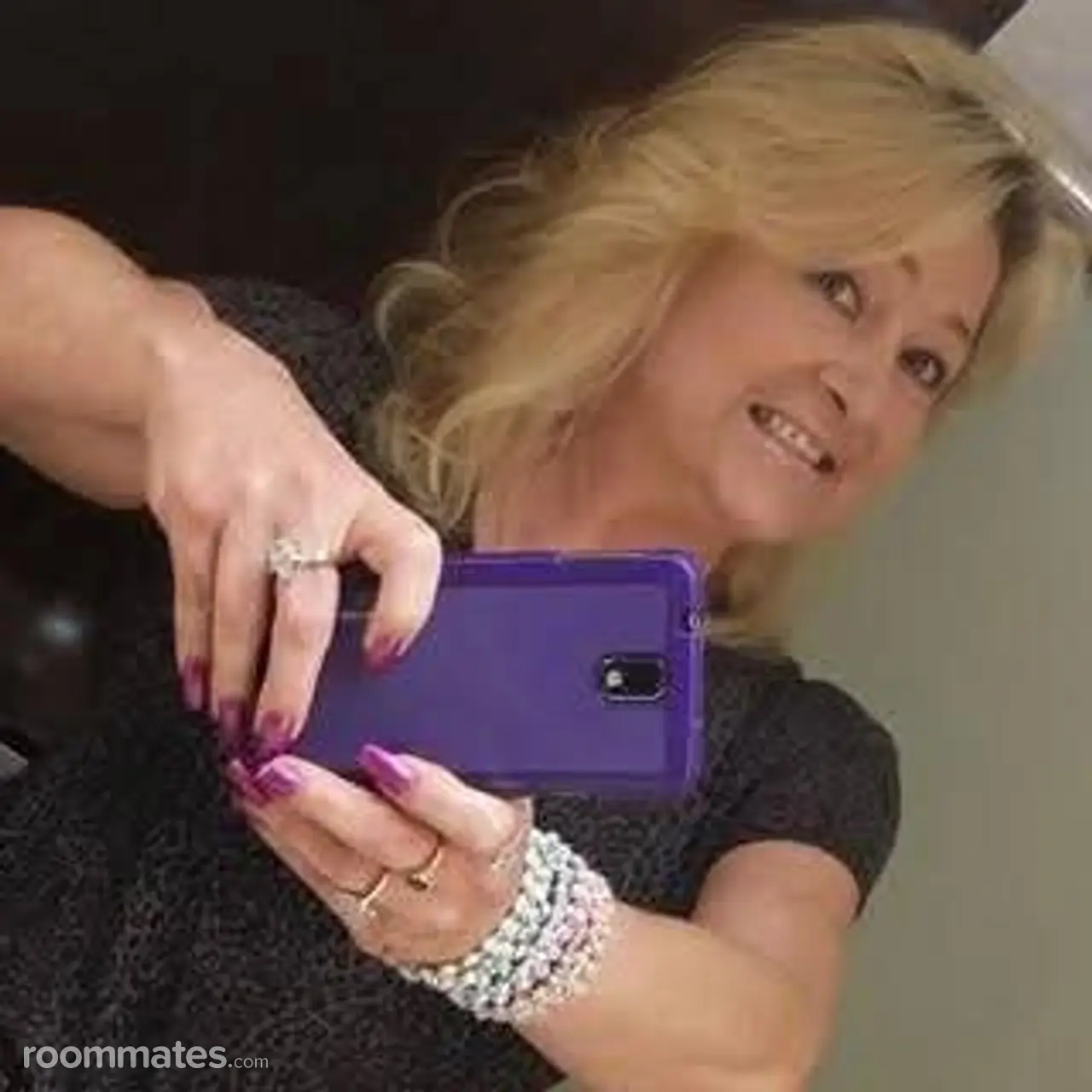 Profile photo 2 of 4