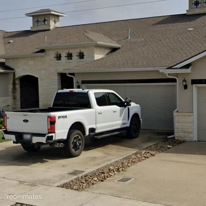 Room for rent in College Station, TX $800, townhouse