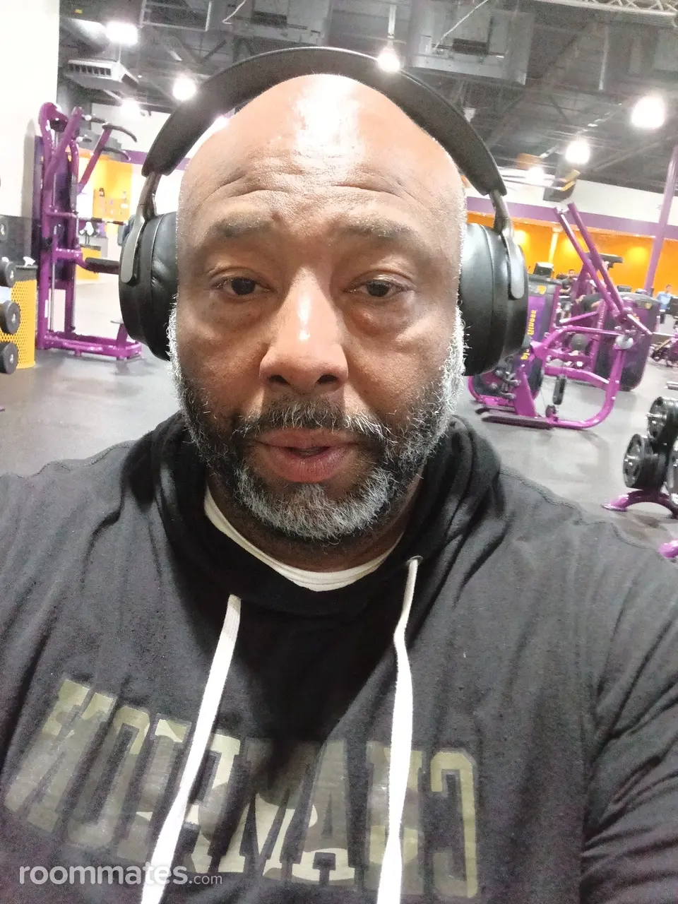 Profile photo 4 of 4
