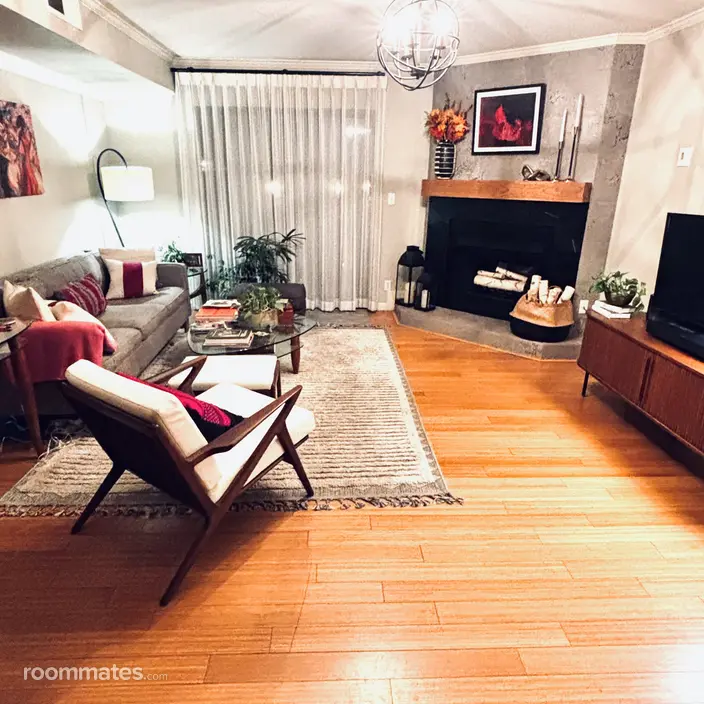 Room for rent in Martinez, CA $1300, condo