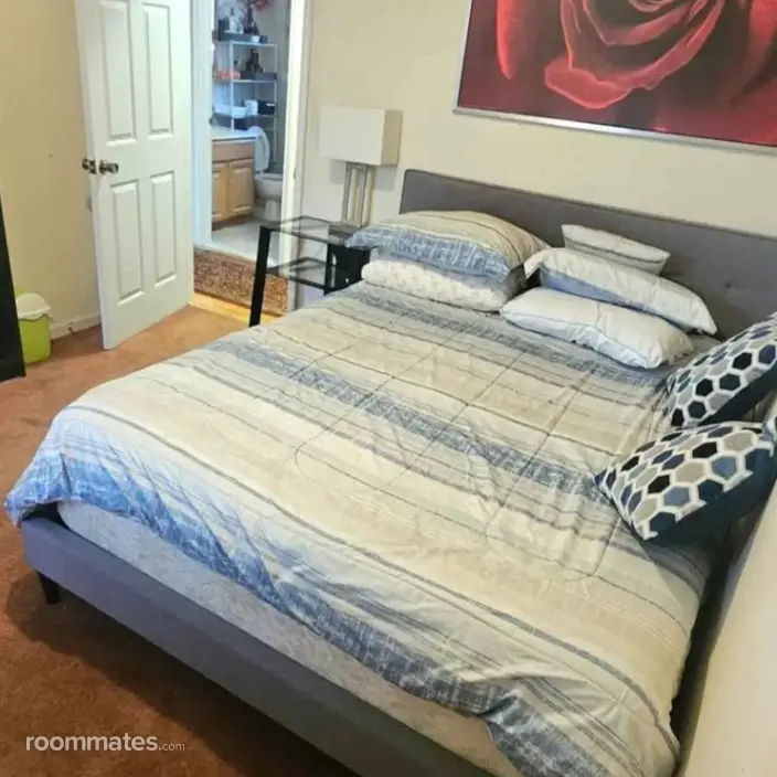 Room for rent in Newark, NJ $850, house