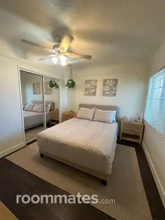 Room for rent in Long Beach, CA $1500, house