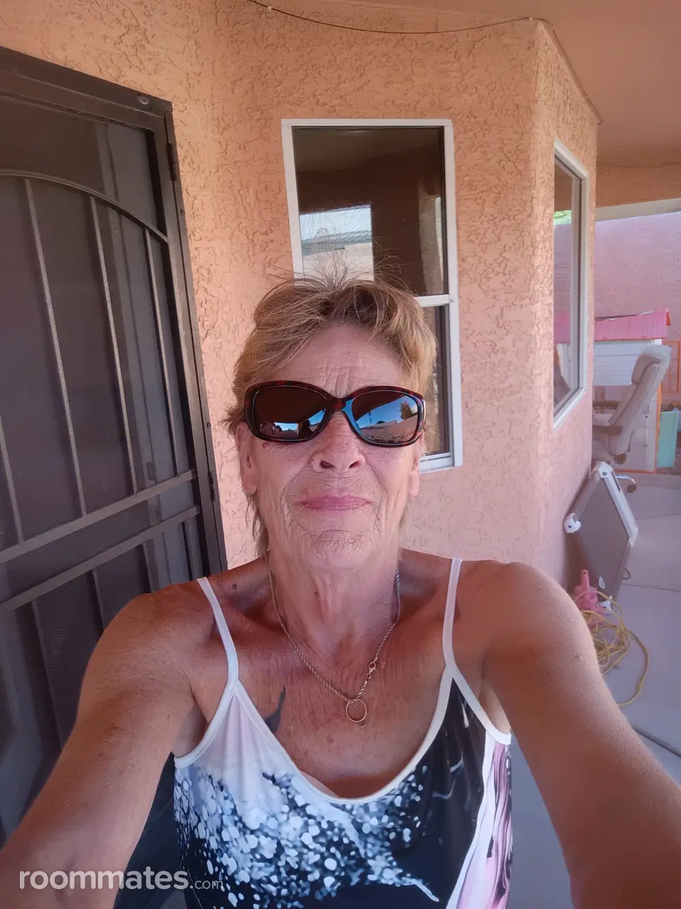 Profile photo 4 of 4