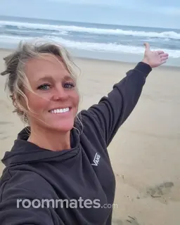 Roommate looking Huntington Beach, CA, $1500