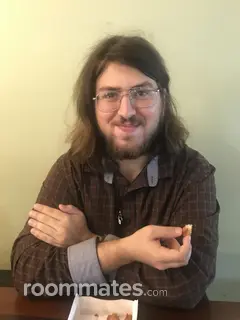 Roommate looking Chicago, IL, $800