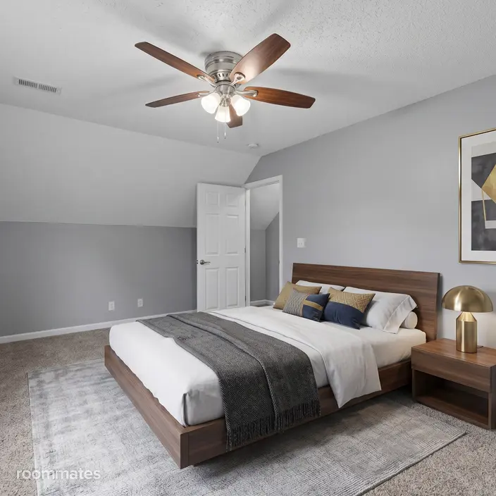 Room for rent in Clarksville, TN $750, house