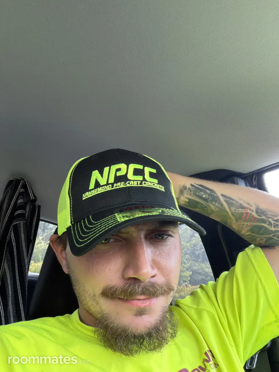 Profile photo 6 of 6