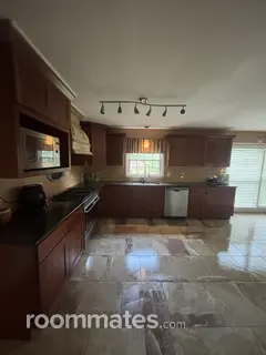 Room for rent in Norcross, GA $725, house