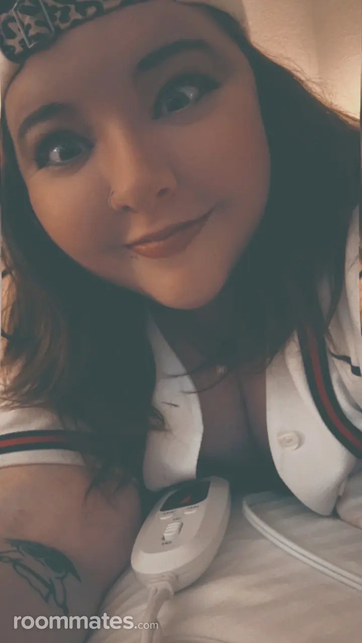 Profile photo 3 of 9
