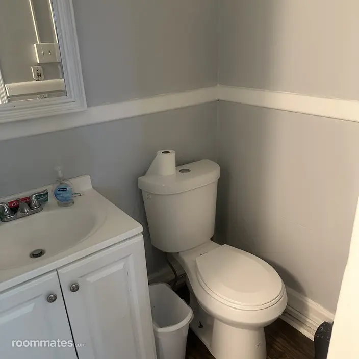Room for rent in Buffalo, NY $800, house