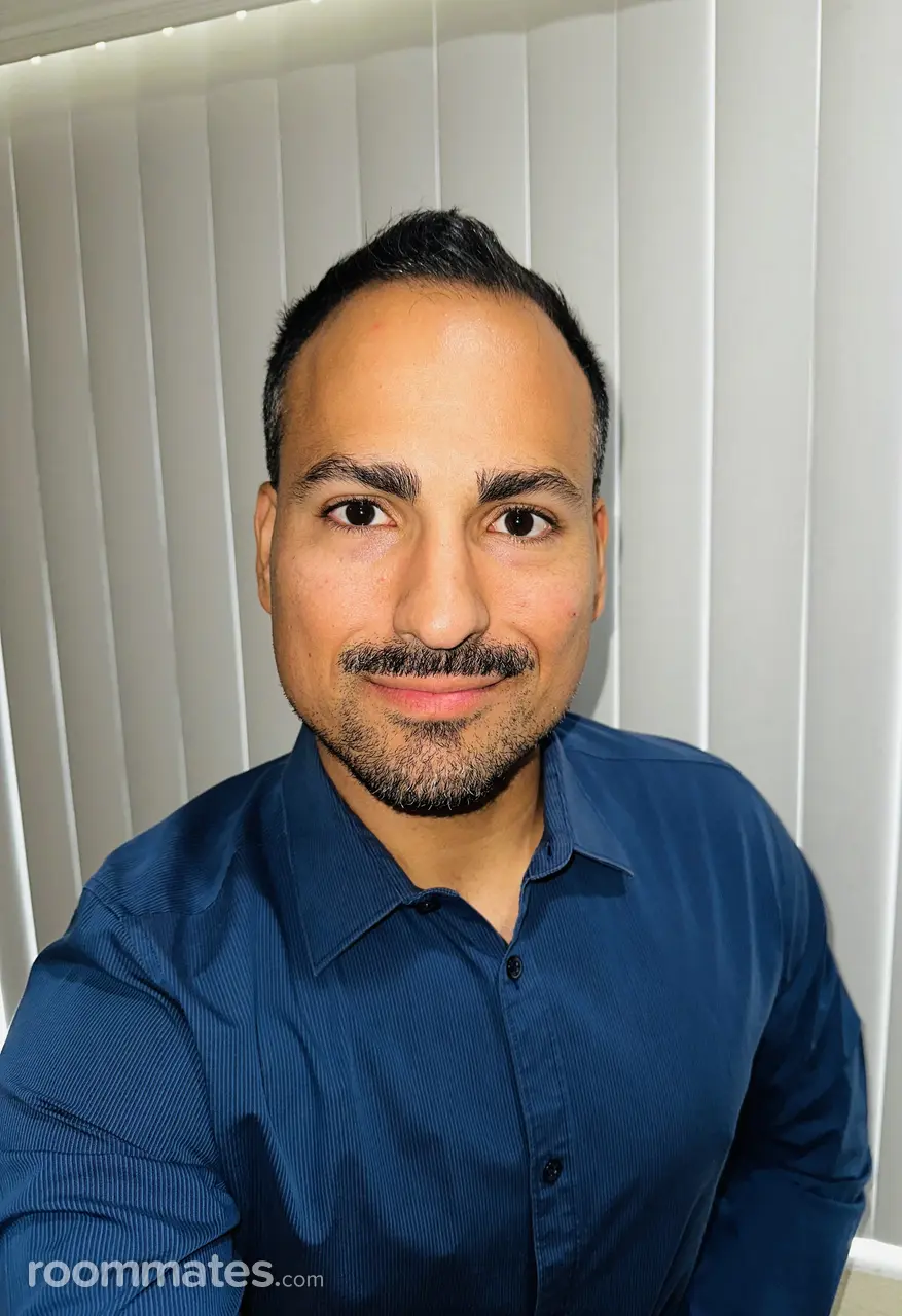Profile photo 11 of 11