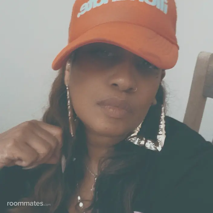 Roommate looking Montclair, NJ, $800