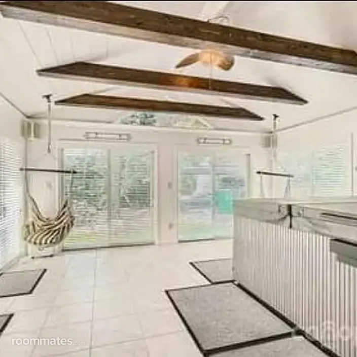 Room for rent in Charlotte, NC $800, house