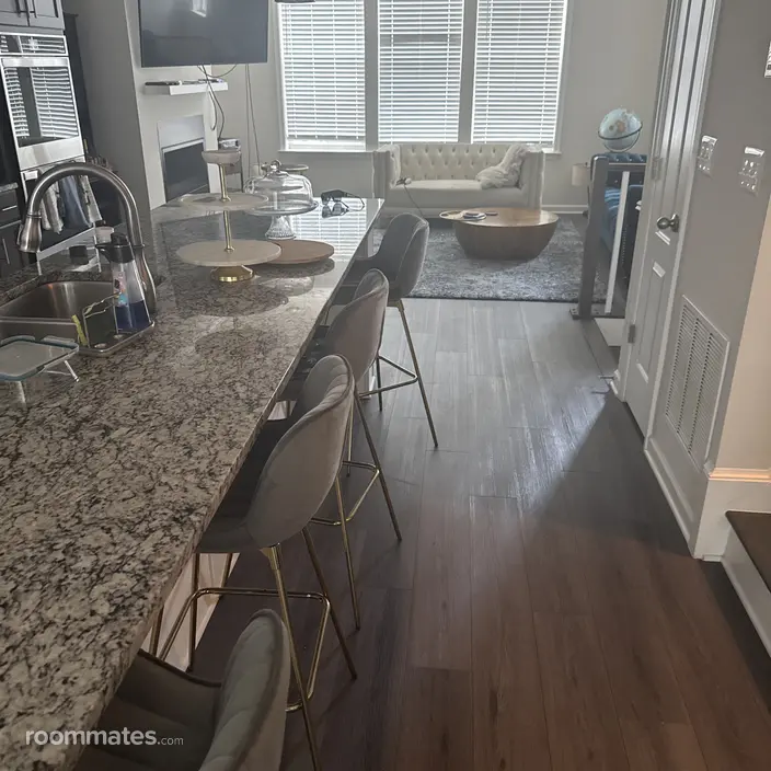 Room for rent in Upper Marlboro, MD $1000, townhouse