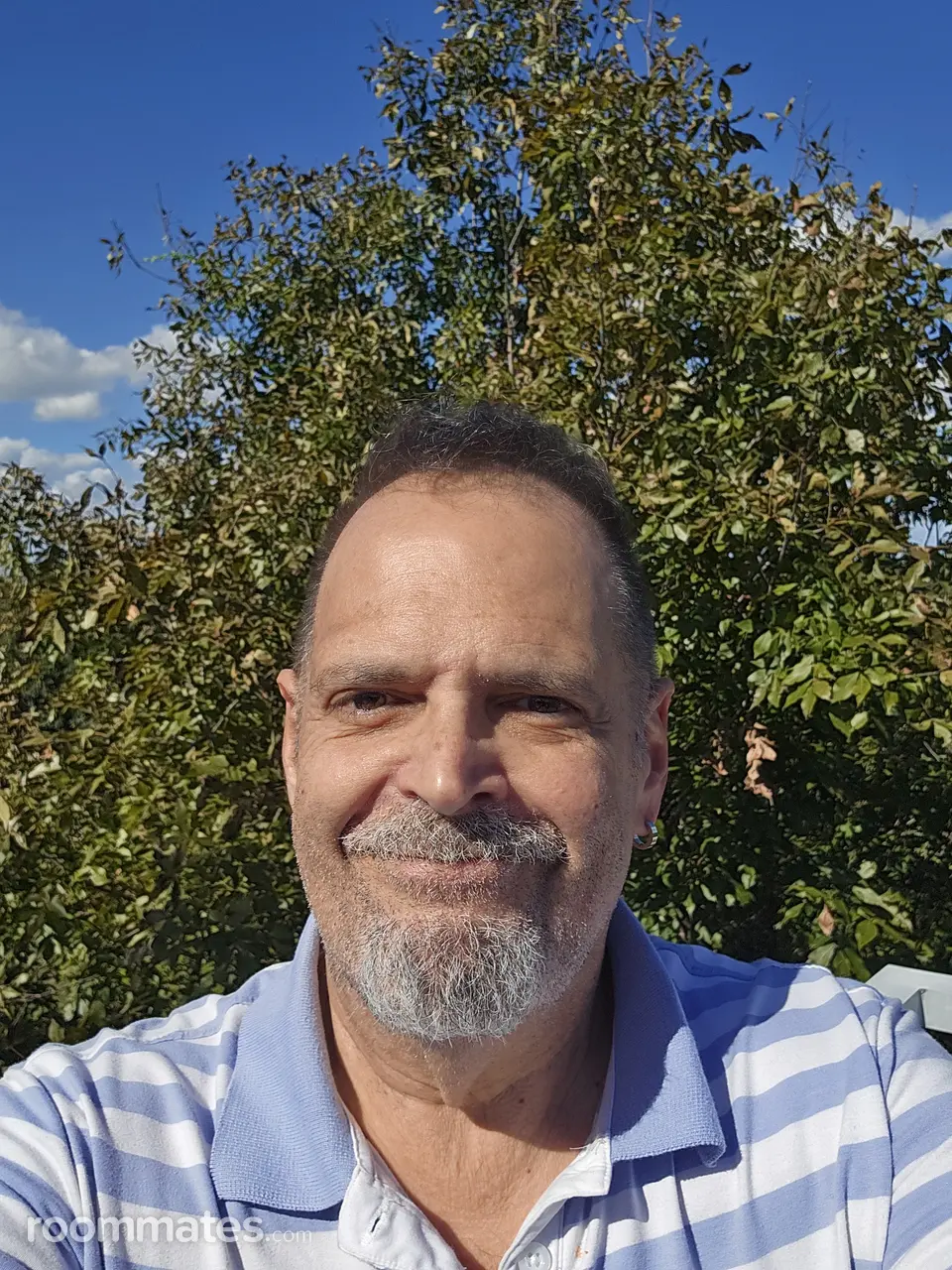 Profile photo 14 of 17