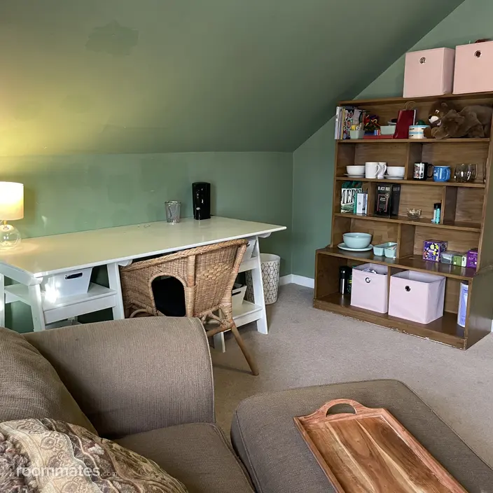 Room for rent in Niskayuna, NY $950, house
