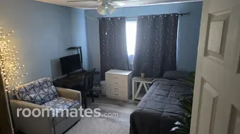 Room for rent in Mesa, AZ $1000, house