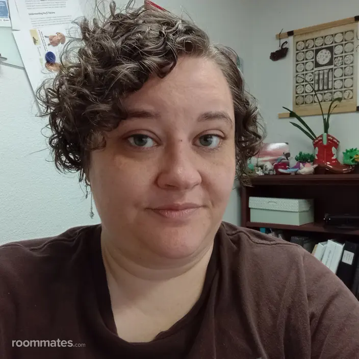 Roommate looking Woodland, CA, $1200