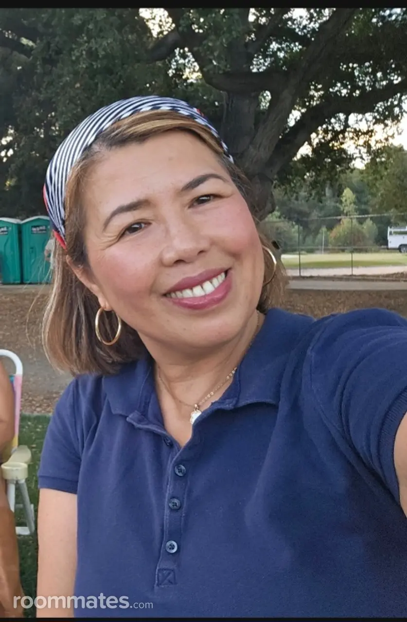 Profile photo 3 of 3