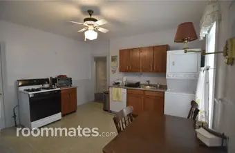 Room for rent in Chestnut Hill, MA $1100, house