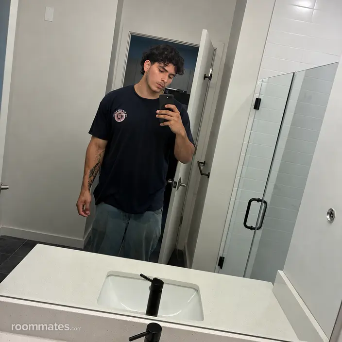 Roommate looking Norwalk, CT, $900