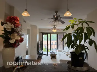 Room for rent in Washington, DC $1700, condo