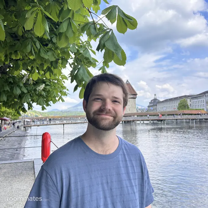 Roommate looking San Bruno, CA, $1900