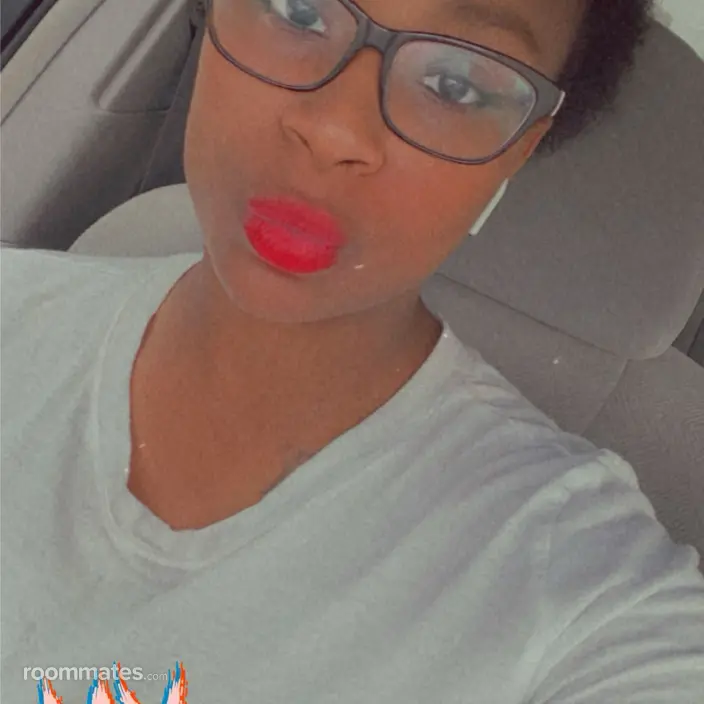 Roommate looking Newport News, VA, $800