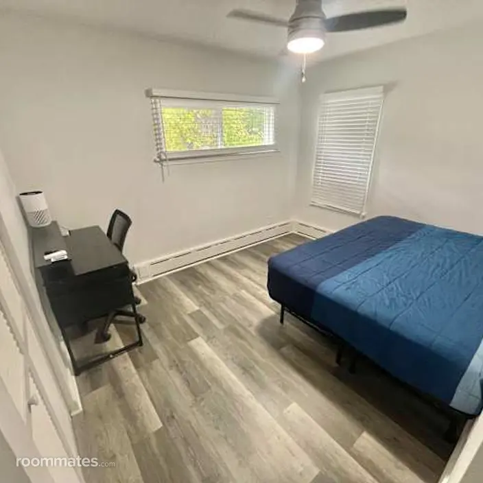 Room for rent in Antioch, IL $800, house