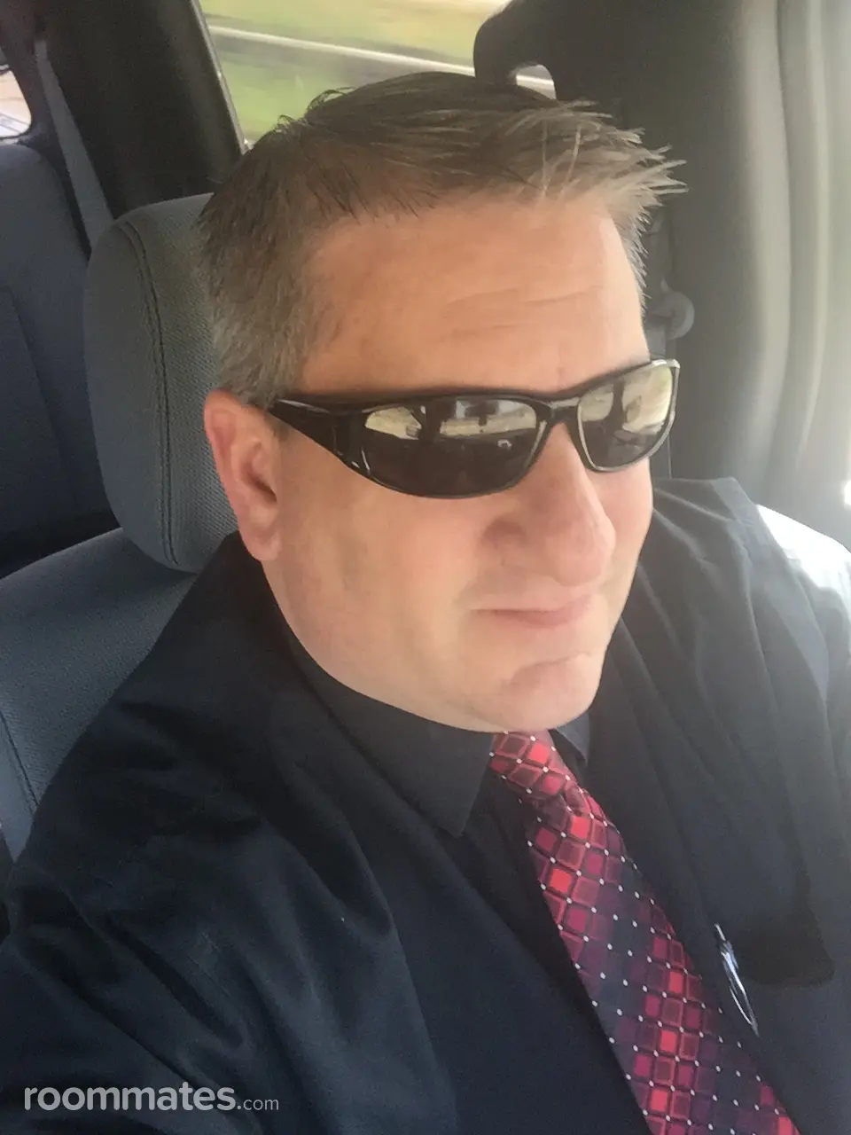 Profile photo 4 of 4
