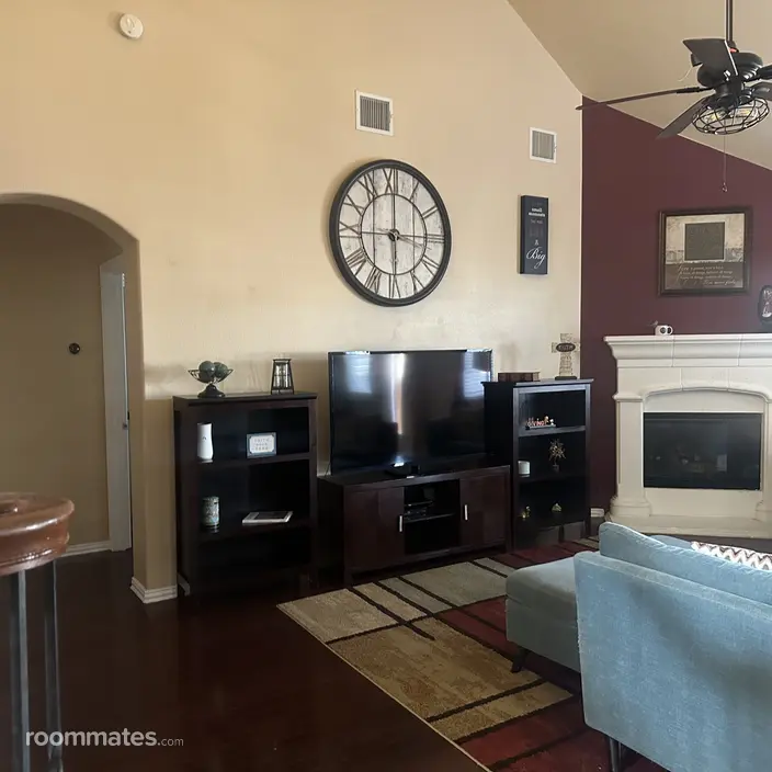 Room for rent in Fort Worth, TX $1000, house